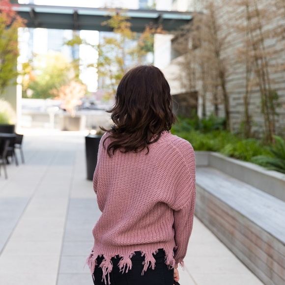 LOOK AT ME SWEATER - Picture 5 of 6